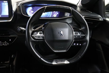 Peugeot e-208 GT PREMIUM 48