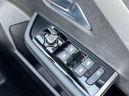 Vauxhall Astra 1.2 Astra Ultimate Turbo Auto 5dr 59