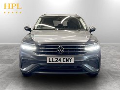 Volkswagen Tiguan Allspace 1.5 TSI Life SUV 5dr Petrol Manual Euro 6 (s/s) (150 ps) DAB Radio - Parkin