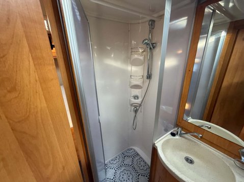 Concorde Charisma CONCERTO I695 4 BERTH 3.0 DIESEL COMPACT LUXURY A-CLASS RHD 19