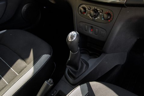 Dacia Sandero Stepway ESSENTIAL SCE 27