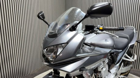 Suzuki Bandit GSF 650 2009 ONLY 13K NEW MOT JUST SERVICED A2 650CC 12