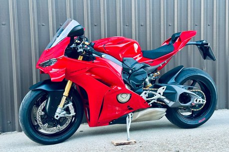 Ducati Panigale V4 1.1 Panigale V4 S 34