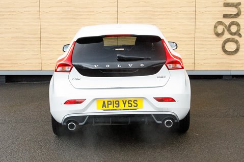 Volvo V40 D2 R-DESIGN EDITION 6