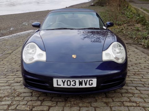 Porsche 911 CARRERA 2 CONVERTIBLE 51