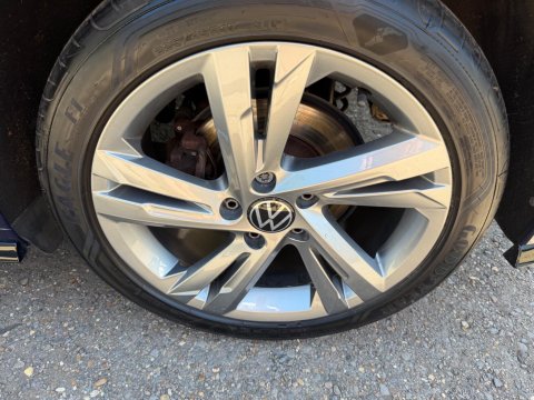 Volkswagen Golf R-LINE ETSI DSG 49