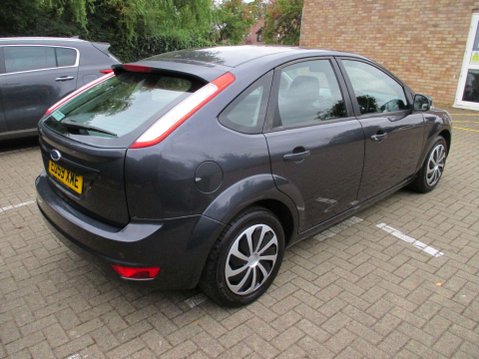 Ford Focus 1.6 Style 5dr 5