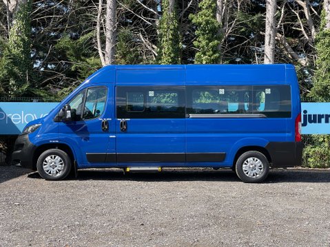 Peugeot Boxer 335 L3H2 16-Seat Non-D1 3.5t Minibus with A/C. ULEZ Euro 6. 13