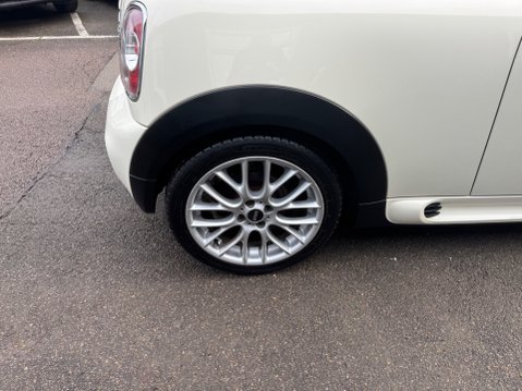 Mini Convertible COOPER S 19