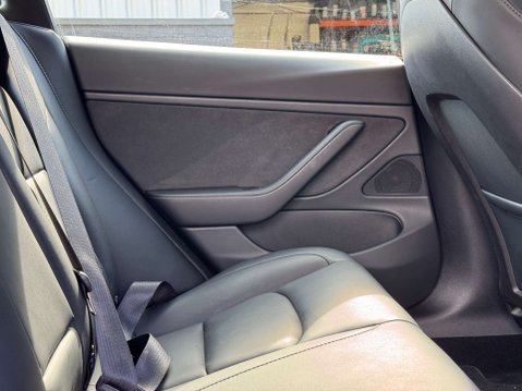 Tesla Model 3 Model 3 Long Range AWD 4WD 4dr 46