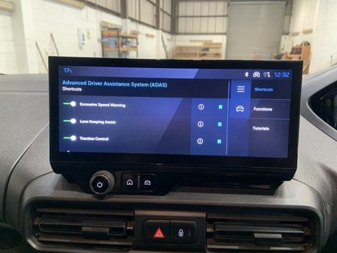 Peugeot Partner BLUEHDI PROFESSIONAL L1 23
