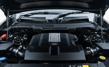 Land Rover Defender 110 V8 32