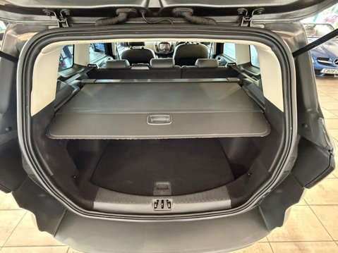 Ford Kuga 2.0 TDCi Titanium Euro 6 (s/s) 5dr 37