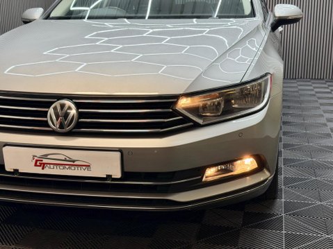 Volkswagen Passat 2.0 TDI BlueMotion Tech GT Euro 6 (s/s) 5dr 26