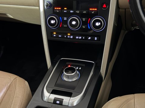 Land Rover Discovery Sport SD4 HSE 16