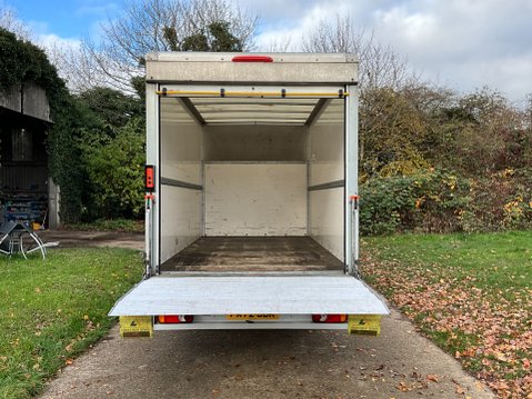 Renault Master 2.3 dCi ENERGY 35 Business FWD LWB LUTON Euro 6 (s/s) 2dr 8