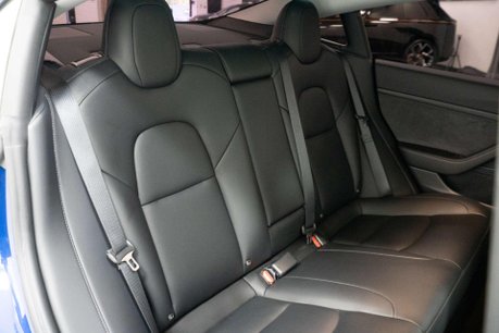 Tesla Model 3 Model 3 Performance AWD 4WD 4dr 14