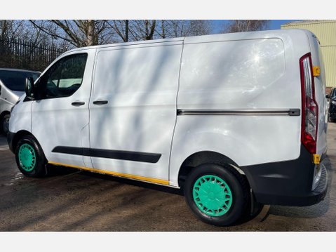 Ford Transit Custom 2.2 TDCi 290 Panel Van 5dr Diesel Manual L1 H2 (186 g/km, 123 bhp) 13