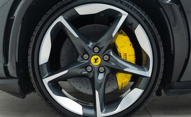 Ferrari Purosangue 30