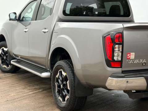 Nissan Navara 2.3 Navara Tekna dCi 4WD 5dr 47