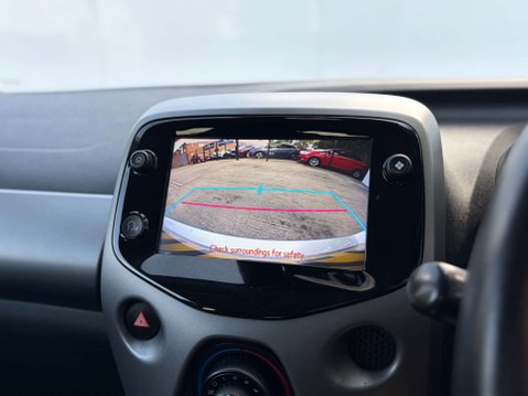 Toyota Aygo 1.0 Aygo X-Play TSS VVT-i 5dr 30