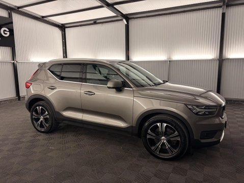Volvo XC40 1.5h T5 Twin Engine Recharge 10.7kWh Inscription Pro Auto Euro 6 (s/s) 5dr 60