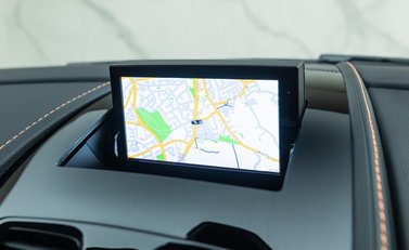 Aston Martin V12 Vantage S 19