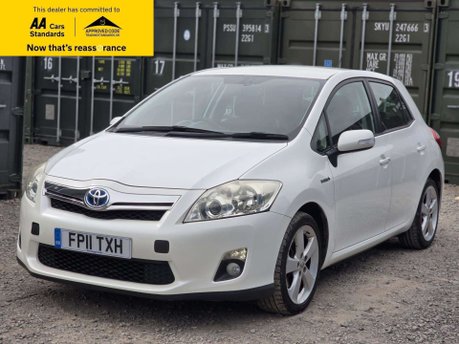 Toyota Auris 1.8 VVT-h T Spirit Hatchback 5dr Petrol Hybrid CVT Euro 5 (s/s) (136 ps) 3