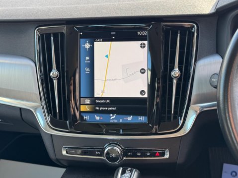 Volvo S90 2.0 T4 Momentum Plus Auto Euro 6 (s/s) 4dr 14