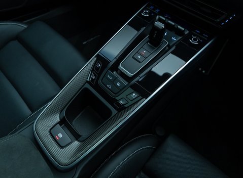 Porsche 911 Turbo S (992) 25