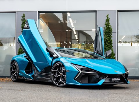 Lamborghini Revuelto 2