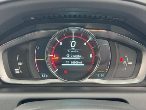 Volvo XC60 2.0 D4 R-Design Euro 6 (s/s) 5dr 66