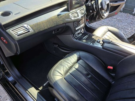 Mercedes-Benz CLS 2.1 CLS220d AMG Line Coupe 4dr Diesel G-Tronic+ Euro 6 (s/s) (177 ps) 37