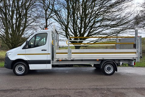 Mercedes-Benz Sprinter 315 Cdi Progressive Dropside with Tail Lift & Safety Rails 7