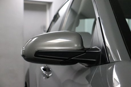 Hyundai KONA SE 33