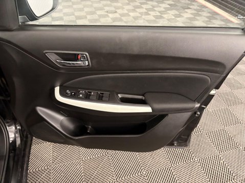 Suzuki Swift 1.0 Boosterjet SZ5 Auto Euro 6 5dr 30