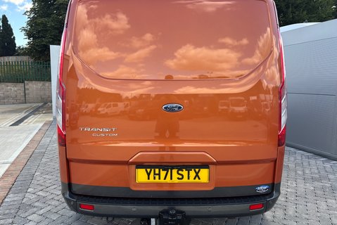 Ford Transit Custom 320 L1 170ps Active MLSD DCIV - Sat Nav / Tailgate / Adaptive Cruise 11