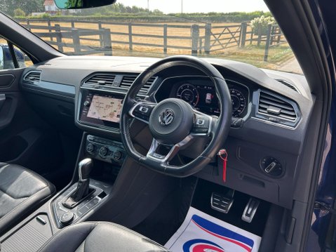 Volkswagen Tiguan 2.0 TDI R-Line DSG 4Motion Euro 6 (s/s) 5dr 15