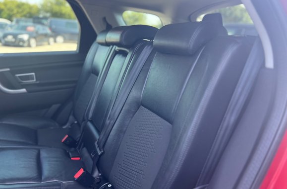 Land Rover Discovery Sport 2.2 SD4 SE TECH AUTO 7 SEATS 38