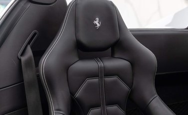 Ferrari 488 Spider 8