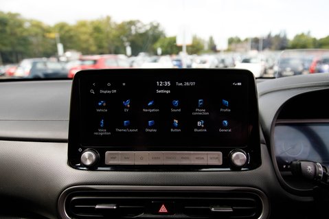 Hyundai KONA ULTIMATE 33
