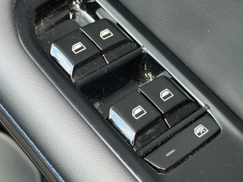MG MG4 150kW Trophy EV Long Range 64kWh 5dr Auto 31