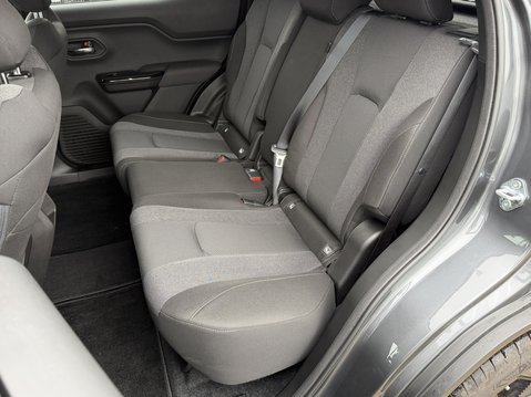 Suzuki e Vitara 128kW Motion 61kWh 5dr Auto 37