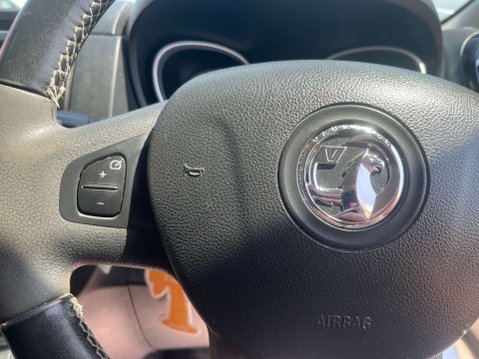 Vauxhall Vivaro 1.6 Vivaro 2700 Sportive CDTi 22