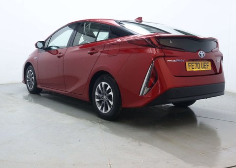 Toyota Prius 1.8 VVT 8.8kWh Business Edition Plus Hatchback 5dr Petrol Plug-in Hybrid CV 10
