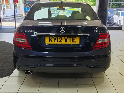 Mercedes-Benz C Class 2.1 C220 CDI BlueEfficiency Sport G-Tronic+ Euro 5 (s/s) 4dr 8
