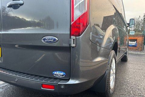 Ford Transit Custom 320 L1 Limited 170 ps Panel Van - Automatic 26