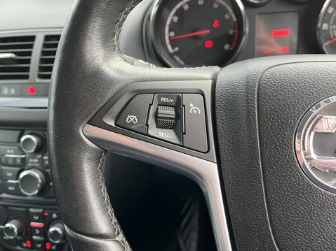 Vauxhall Meriva 1.4i 16V Exclusiv 5dr 22