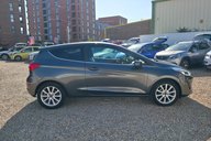 Ford Fiesta TITANIUM.. 1 PREVIOUS KEEPER.. 4 SERVICES.. STUNNING EXAMPLE 10