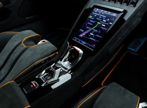 Lamborghini Huracan STERRATO 21